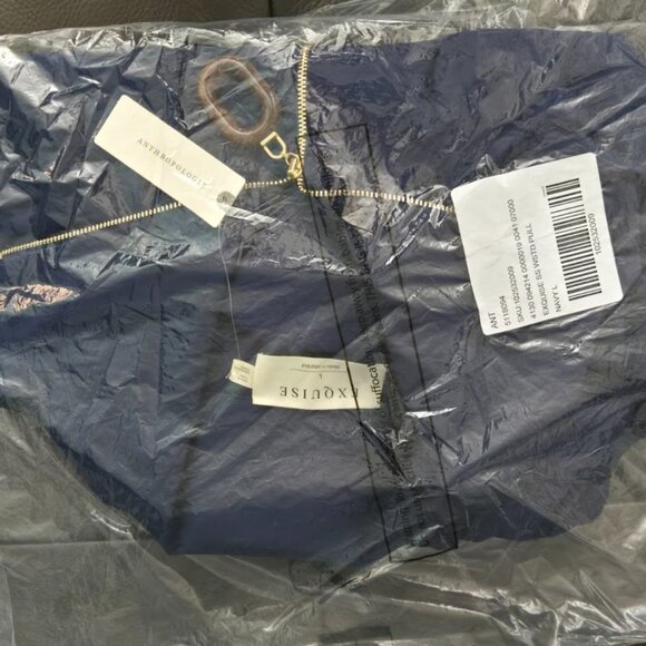 Tobie Zip-Front Mini Shirt Dress by Exquise - Picture 5 of 5